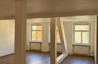 Wohnung mieten in 09599 Freiberg, Urbanes Wohnen im geschichtsträchtigen Einzeldenkmal Großzügige 3-Zimmer-Wohnung im 3.OG mit Aufzugskomfort in Freibergs Top-Lage