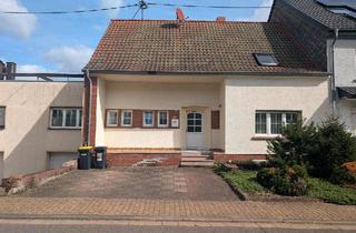 Haus kaufen in 66709 Weiskirchen, Weiskirchen - Haus zu Verkaufen