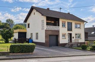 Einfamilienhaus kaufen in 54675 Sinspelt, Großzügiges Familienhaus mit ca. 218 m² Wohnfläche, überdachten Außenbereichen & Garage in Sinspelt