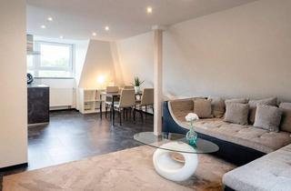 Wohnung kaufen in 71229 Leonberg, Frisch sanierte 2,5-Zimmer-Dachgeschoßwohnung in Leonberg, ideal als Kapitalanlage oder Eigennutzer