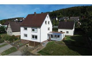 Wohnung kaufen in 31061 Alfeld, Sanierte 4-ZKB im Hochparterre mit überdachter Terrasse und Garagenstellplatz