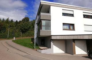 Wohnung kaufen in 72280 Dornstetten, Geräumige 4-Zimmerwohnung mit großem geschlossenem Balkon (Schiebefenster) u. Garage in Dornstetten!