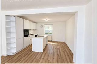 Wohnung mieten in 71277 Rutesheim, Sanierte 4-Zimmerwohnung mit 2 Balkonen, 2 Bädern & top Ausstattung