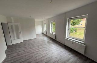 Wohnung mieten in Am Dachsgraben 10, 38226 Lebenstedt, Wohnen über 2 Etagen - Frisch sanierte 4 Zimmer Maisonettewohnung in ruhiger Lage von Lebenstedt