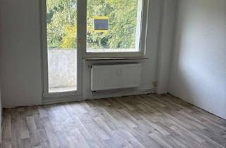 Wohnung mieten in Straße Der Jugend 14, 19230 Hagenow, Wir renovieren - 2 Zimmer Wohnung auf dem Kietz