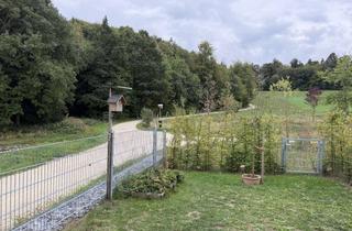 Wohnung mieten in 85276 Pfaffenhofen, Pfaffelleiten - Wohnen am Waldrand auf zwei Ebenen – 2 Gärten, EBK & TG-Stellplatz