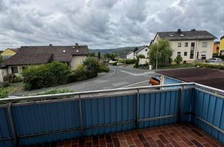 Wohnung mieten in Zevenaarstraße 13, 35781 Weilburg, 4-Zimmer-Wohnung mit zwei Balkonen und wunderschönem Fernblick