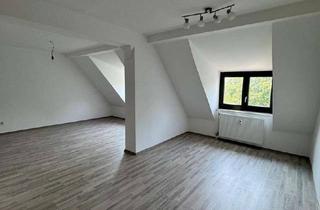 Wohnung mieten in Ostheim 52, 93055 Ostenviertel, Charmante Dachgeschosswohnung im 2. Obergeschoss- großzügiges Wohnen im beliebten Stadtosten