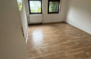 Wohnung mieten in Blankensteinstraße 36, 70437 Zazenhausen, Stilvolle Wohngemeinschafts WG Zimmer mit Balkon in Stuttgart Zazenhausen