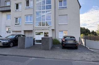 Wohnung mieten in 51427 Bergisch Gladbach, Exklusive 3-Raum-Erdgeschosswohnung mit geh. Innenausstattung mit Terasse und EBK