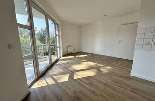 Wohnung mieten in Wilhelm-Külz-Straße 35b, 14532 Stahnsdorf, 2-Zimmer-Wohnung mit Balkon & Stellplatz in Stahnsdorf