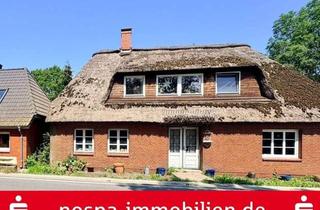 Einfamilienhaus kaufen in 25836 Poppenbüll, Einfamilienhaus mit Einliegerwohnung unter Reet!