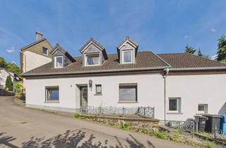 Einfamilienhaus kaufen in 54614 Schönecken, Dort leben, wo andere Urlaub machen? Einfamilienhaus mit viel Platz für die Familie in Schönecken!