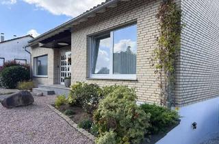 Einfamilienhaus kaufen in 52134 Herzogenrath, JÄSCHKE - Großes Einfamilienhaus mit Einliegerwohnung und viel Potenzial zur Erweiterung