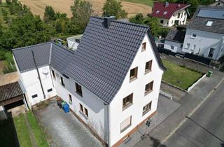 Einfamilienhaus kaufen in 53547 Kasbach-Ohlenberg, Freistehendes Einfamilienhaus mit Anbau und großem Grundstück in Kasbach-Ohlenberg