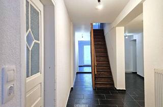 Haus kaufen in 71723 Großbottwar, Vielseitiges Wohnhaus in Großbottwar