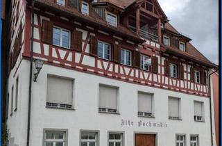 Haus kaufen in 88662 Überlingen, Charmante Dreizimmerwohnung in historischem Fachwerkensemble nahe Bodensee – sofort bezugsfertig!