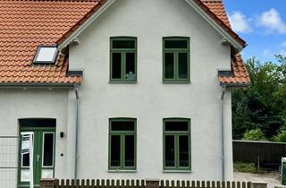 Haus mieten in 23743 Grömitz, Doppelhaushälfte frisch saniert mit großem Hinterhof