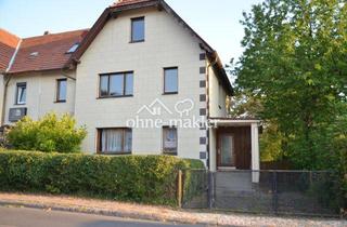 Doppelhaushälfte kaufen in Gothaer Str. 4, 99885 Ohrdruf, Fachwerk-Doppelhaushälfte mit Werkstatt, 2 Garagen, eigener Einfahrt und Ausbaupotenzial