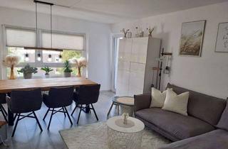 Wohnung kaufen in 42899 Lüttringhausen, PROVISIONSFREI | Charmante 3-Zimmer-Wohnung mit Nolte-EBK, Balkon & Aufzug in RS-Lüttringhausen