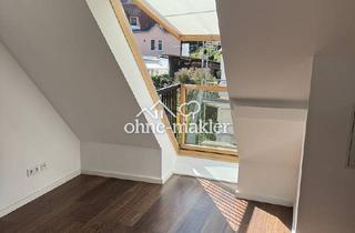 Wohnung kaufen in 73728 Esslingen, Schöne, helle Dachgeschosswohnung mit Blick auf die Esslinger Altstadt