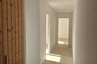 Wohnung mieten in Karlsluster Straße, 15859 Storkow, Gemütliche 3-Zimmerwohnung sucht neuen Mieter.