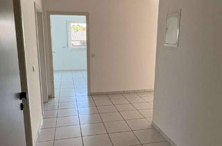 Wohnung mieten in Erlenweg 16, 75334 Straubenhardt, Zuhause mit 3,5 Zimmern und viel Platz in Straubenhardt