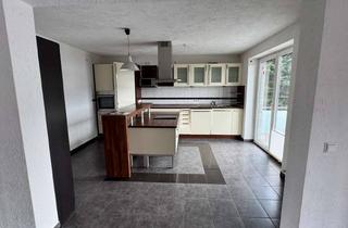 Wohnung mieten in An Der Burg, 38165 Lehre, Stilvolle 4-Zimmer-Wohnung samt EBK und Terasse in Flechtorf