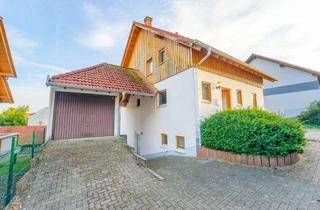 Einfamilienhaus kaufen in 66879 Steinwenden, *Sofort frei* Freistehendes Einfamilienhaus mit Einliegerwohnung, ruhige Lage