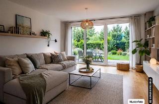 Reihenhaus kaufen in 66386 St. Ingbert, Einfamilienreihenhaus, 2 Zimmer - Ihre Möglichkeit auf eine interessante Immobilie – provisionsfrei