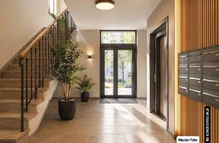 Wohnung kaufen in 33335 Gütersloh, 4-Zimmer-Wohnung mit Garage - Besondere Immobilienchance ohne Provision