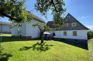 Mehrfamilienhaus kaufen in 35713 Eschenburg, Eiershausen: Vermietetes Häuserensemble als Renditeobjekt