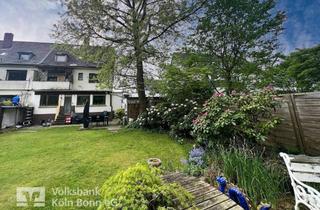 Wohnung kaufen in 51109 Köln, Zwei gemeinsam genutzte Wohnungen zzgl. Garage und Gartennutzung in Köln-Brück