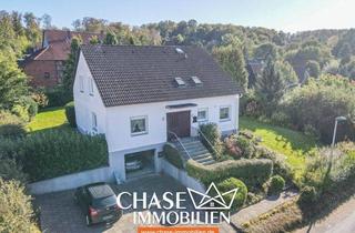 Haus kaufen in 31787 Hameln, Idyllisches Ein-/Zweifamilienhaus mit Garage, Garten und Ausblick - TOP-Wohnen in Hameln Bannensiek!