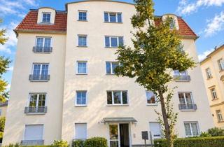 Wohnung kaufen in 01157 Dresden, GEPFLEGTE 2-RAUM WOHNUNG ZUR EIGENNUTZUNG