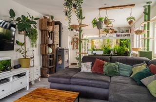 Wohnung kaufen in 73630 Remshalden, Remshalden - Großzügige Eckterrasse, Kamin & ruhiges Wohnen im 3-Familienhaus