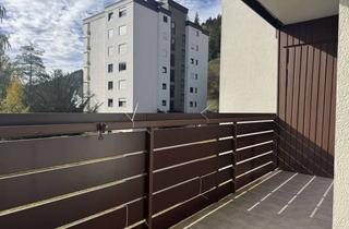 Wohnung kaufen in 75337 Enzklösterle, Wohnen im Grünen – 2-Zimmer-Wohnung mit sonnigem Balkon und eigenem Tiefgaragenstellplatz