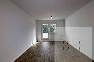 Wohnung mieten in 07549 Lusan, Frisch renovierte 4-Raum-Wohnung mit Balkon – optional mit Einbauküche
