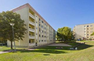 Wohnung mieten in Christian-Speck-Straße 76, 99444 Blankenhain, Lichtdurchflutete 3 Raumwohnung mit Küche am Rande von Blankenhain