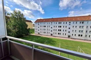 Wohnung mieten in Otto-Lilienthal-Straße 31, 08468 Reichenbach, Von Morgensonne bis Feierabendlicht – neu sanierte 3 Zimmer mit Balkon ab 16.12.2026 zu...