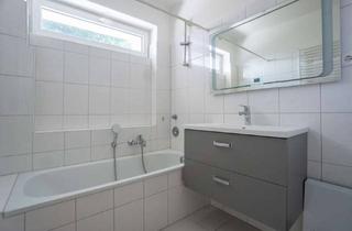Wohnung mieten in 42857 West, Modernisierte 3-Zimmer Dachgeschosswohnung mit Südbalkon zu vermieten am Reinshagen