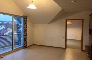 Wohnung mieten in Haldenweg 26, 66333 Völklingen, 2-Zimmer- Dachgeschosswohnung in Völklingen (Heidstock)