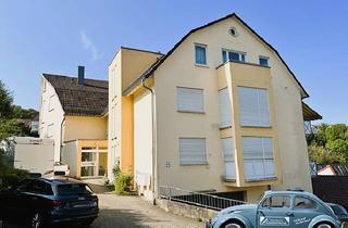 Wohnung mieten in Hasenhälde, 71522 Backnang, Barrierefreie und modernisierte 2-Zimmer-EG-Wohnung mit Terrasse, Garten und TG-Stellplatz