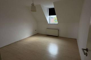 Wohnung mieten in Alstadener Str. 134, 46049 Alstaden-West, 1,5 Zimmer im Dachgeschoss
