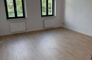 Wohnung mieten in Flughafenstraße 14, 04435 Schkeuditz, schöne Wohnung mit Laminat