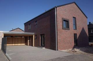 Wohnung mieten in 26316 Varel, 3-Zimmer-Wohnung mit Balkon, Carportstellplatz, Aussenabstellraum und EBK in Varel