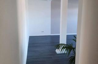 Wohnung mieten in Valentinenstraße 10, 45131 Rüttenscheid, Dachgeschoss-Wohnung inkl. EBK und Kleiderschrank in Topzustand in Essen- Rüttenscheid