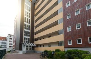 Wohnung mieten in Goethestraße 86, 27568 Lehe, Mit Fahrstuhl, Hafenblick & verglastem Balkon! Renovierte 4-Zimmer-Wohnung in Bremerhaven-Lehe!