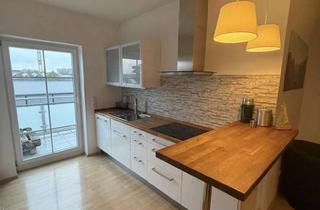 Wohnung mieten in Lachwiesen 23, 63075 Rumpenheim, Helle 2,5-Zimmer-Dachgeschosswohnung mit großem Balkon und Markise – ca. 74 m²