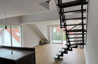 Wohnung mieten in Johann Sebastian Bach Straße, 73663 Berglen, Helle 3,5-Zimmer-Maisonette (109 m²) mit Südbalkon, EBK & Aufzug in Berglen-Oppelsbohm